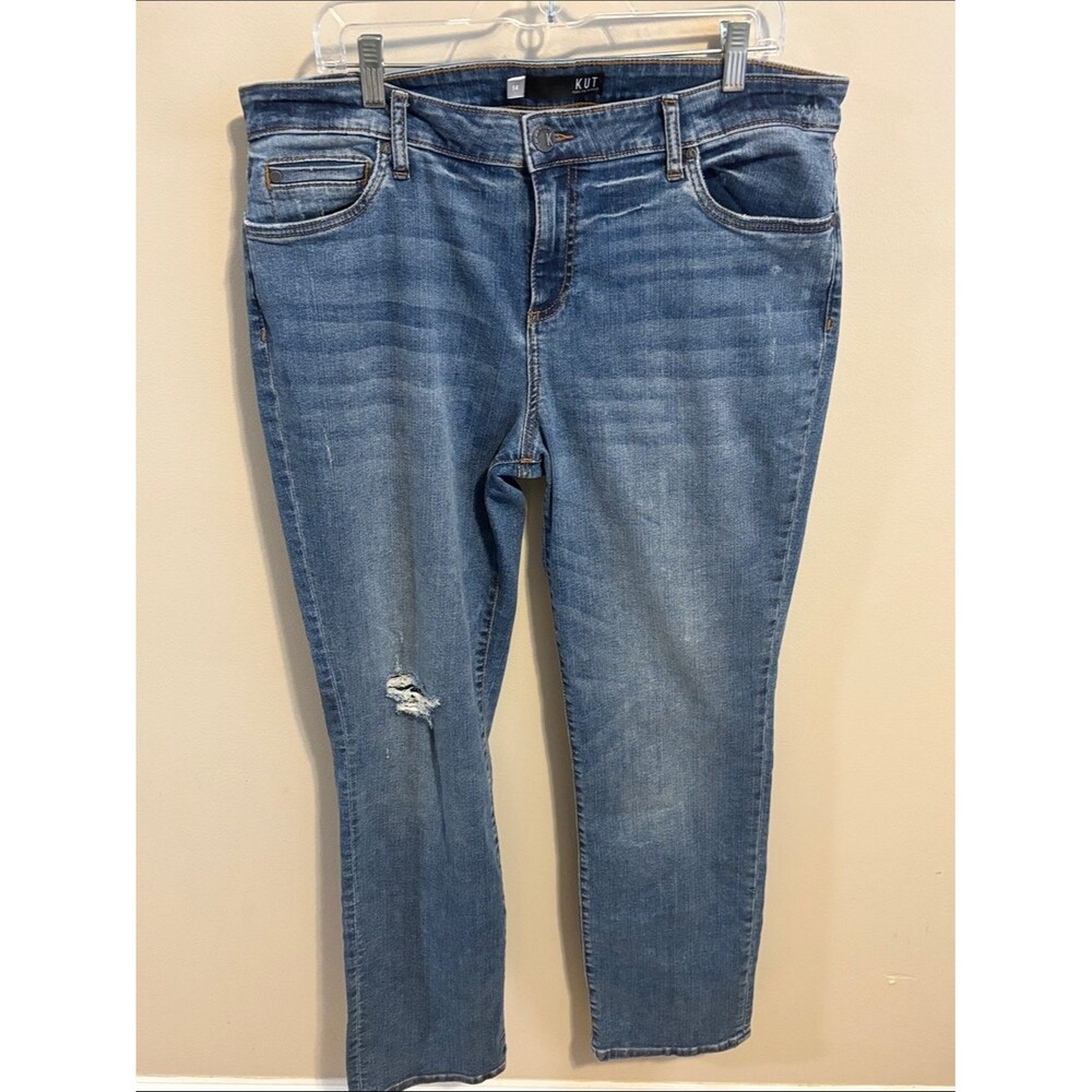 Kut from the Kloth size 14 Catherine boyfriend jeans distressed